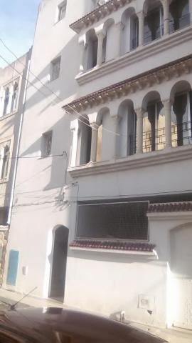 Immeuble(r+2) à vendre Riadh Sousse