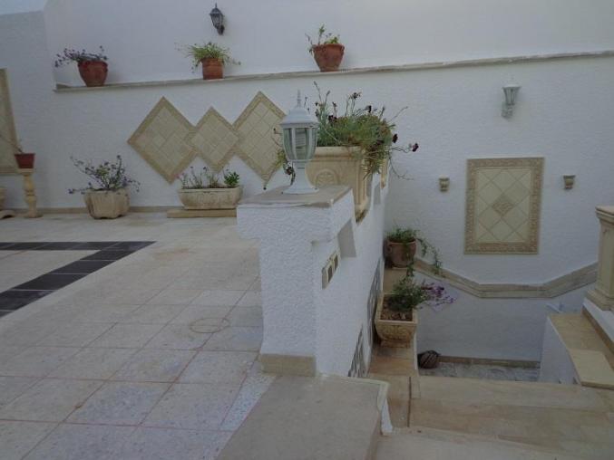 GRANDE VILLA 3 ETAGES