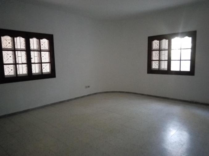 A vendre RDC d'une villa a cité r4 monastir
