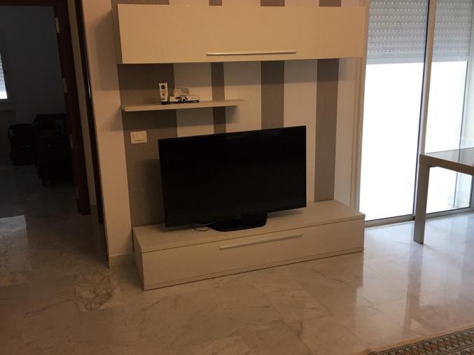 appartement s+1,au troisième étage luxueux