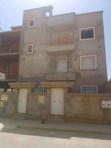 Maison a mrezga entre nabeul.et hammamet semi meubler