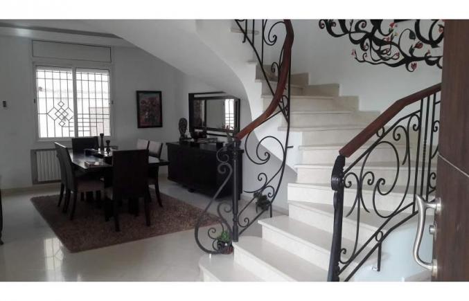 A vendre villa haute standing à borjcedria