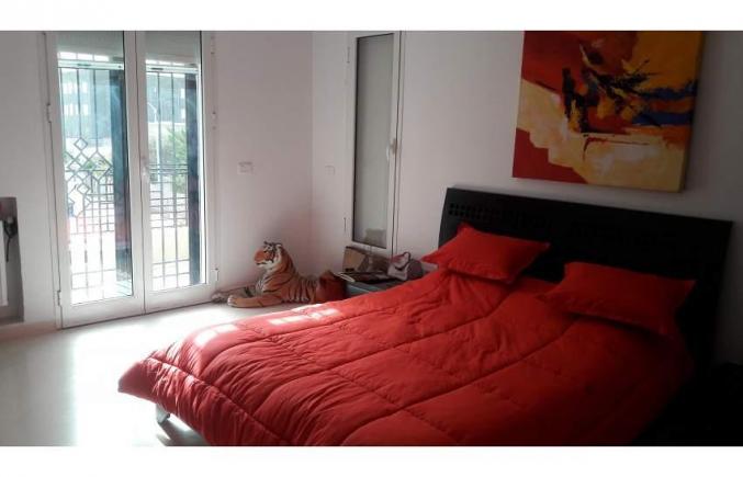 A vendre villa haute standing à borjcedria