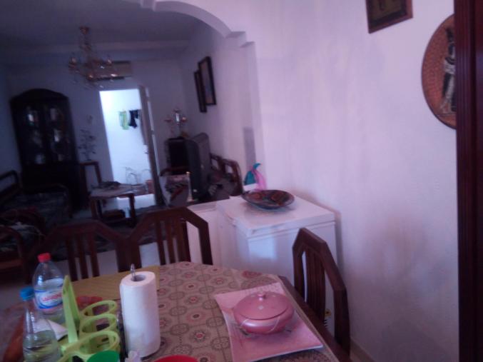 Une maison en deux étages a Ezzouhor