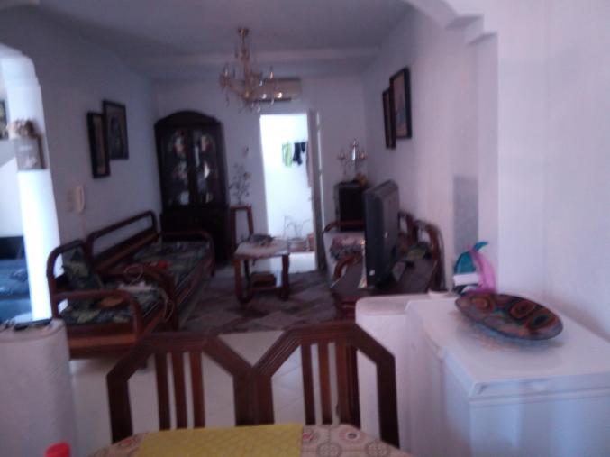 Une maison en deux étages a Ezzouhor