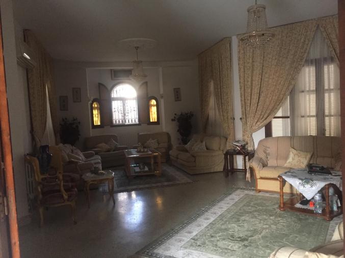À vendre villa à mannouba 335 mètres carrés
