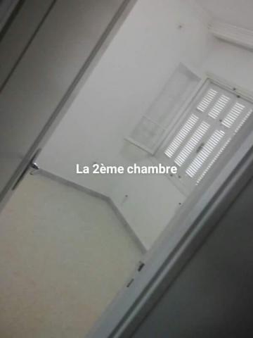 Appartement à louer à mnihla près de maison Peugeot