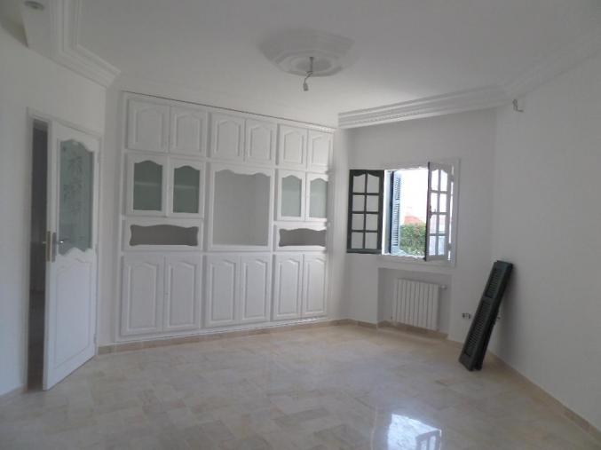 ETAGE DE VILLA ENNASER