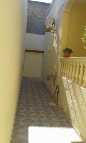 للبيع بقربة وسط البلاد بحي بولعابة أمام الجامع