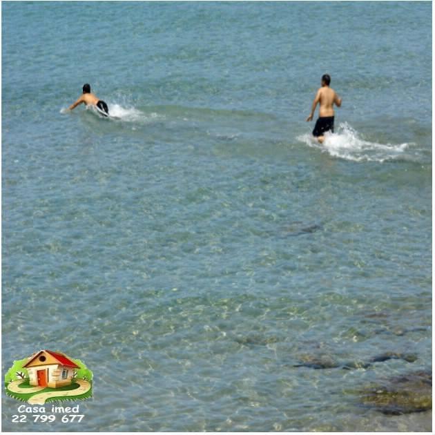 150dt mètre sur la plage de Hawaria