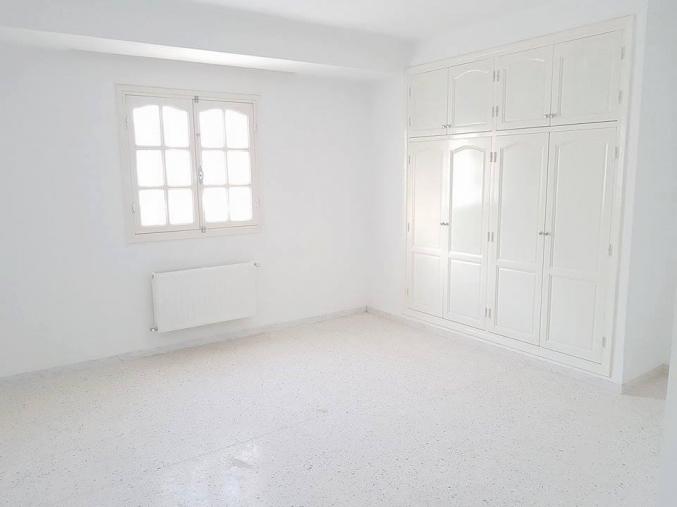 Un beau appartement S+3 spacieux en plein centre ville de sousse