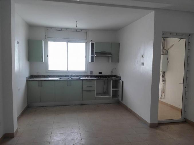 Immense appartement a ennasr