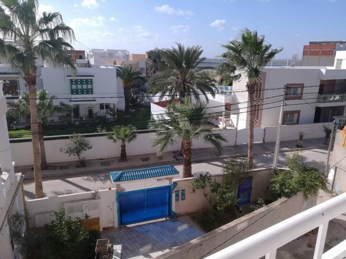 Villa + 4 Appartements