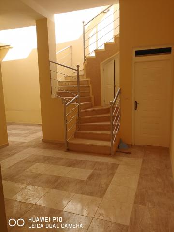 A vendre Un bâtiment