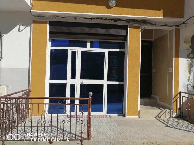 A vendre Un bâtiment