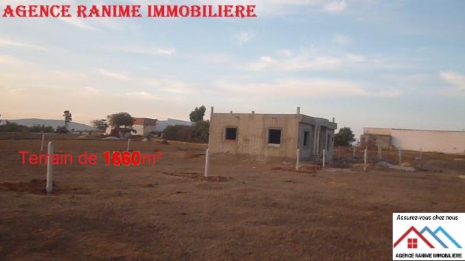 Maison ds 1660m2 a la plage dar allouch tbleu