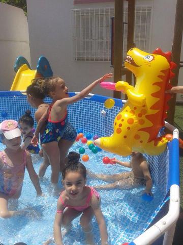 Jardin d'enfants et garderie