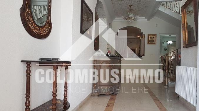 Villa contemporaine à Menzah 7