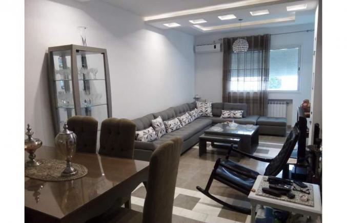 Vente d'étage de villa