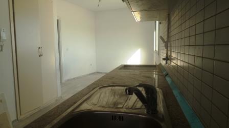 Joli RDC vue mer des pièces principales et du balcon