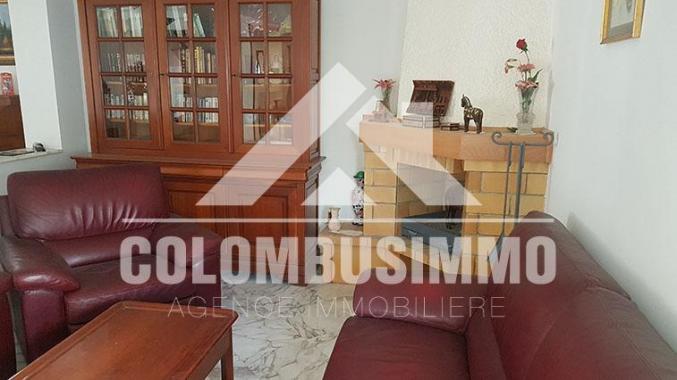 Villa style rustique avec piscine privée