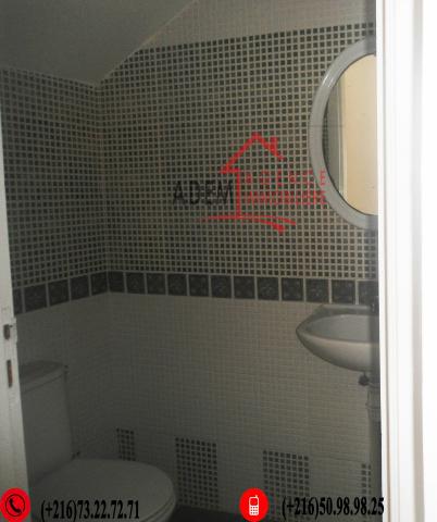 une spacieuse villa situé dans un emplacement résidentiel