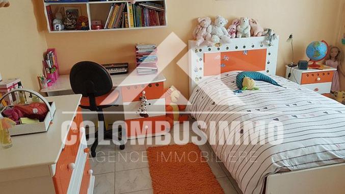 Coquette villa avec piscine