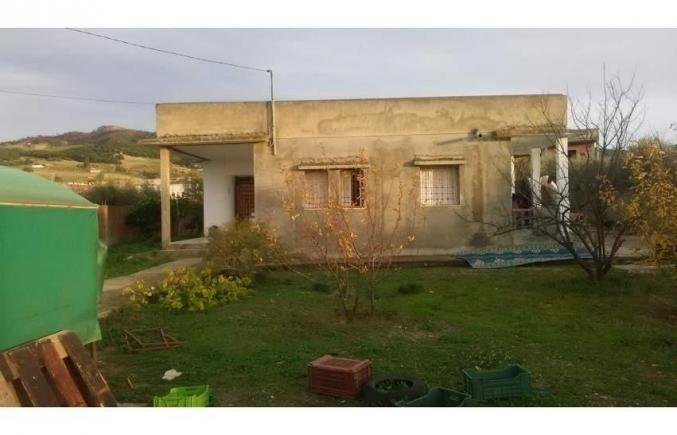 Villa 1500m2 à Le Kef Nebeur