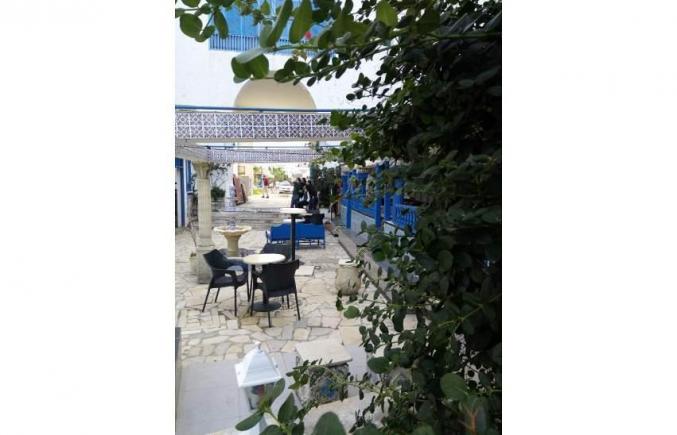 SALON DE THÉ A TABARKA(FOND ET MURS)