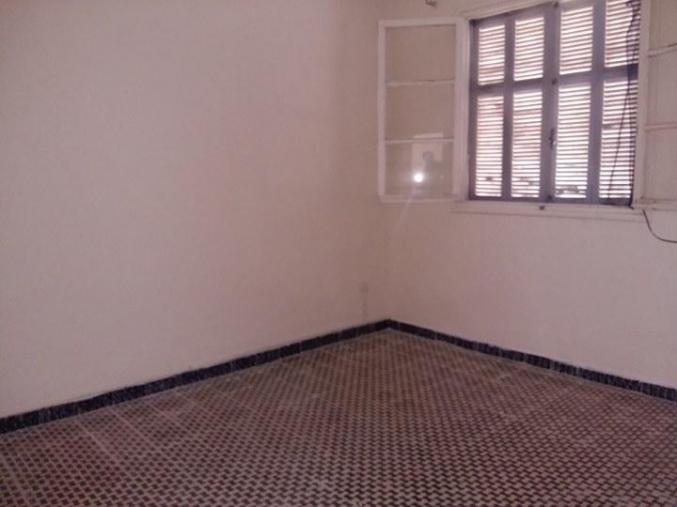  Une maison de 3 pièces à Cité Eljalé Bizerte