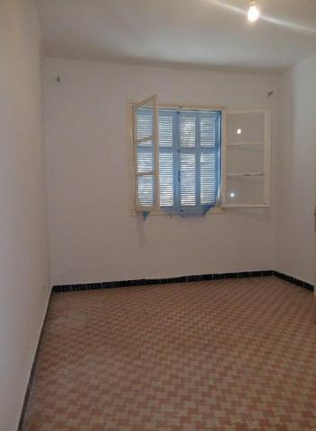  Une maison de 3 pièces à Cité Eljalé Bizerte