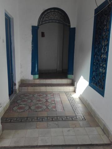 للبيع دار عربي في منطقة السيدة المنوبية