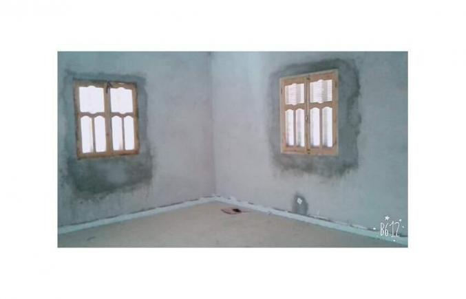 Terrain et Villas et 7 Garages