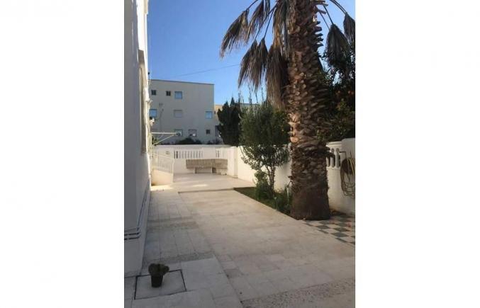 Villa 500m2 à Ariana Ville