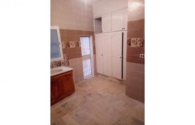 Maison 106m2 à Ariana La Soukra