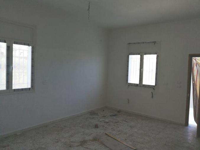 Un Rdc de 3 pièces tout neuf à Ain Mariem Bizerte