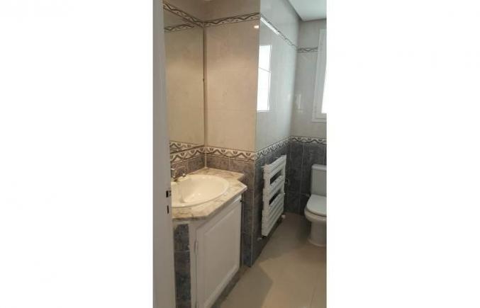 Appart S plus 2 Spacieux et Luxueux à Ennasr