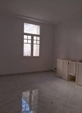 Un appartement usage bureautique centre ville Bizerte