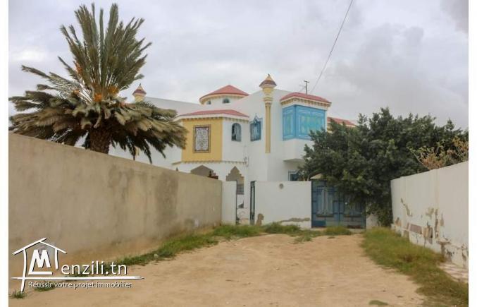 Villa 180m2 à Sakiet Ezzit
