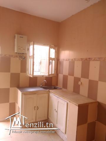 دار وقراج 136م في برج الوزير في حي جديد