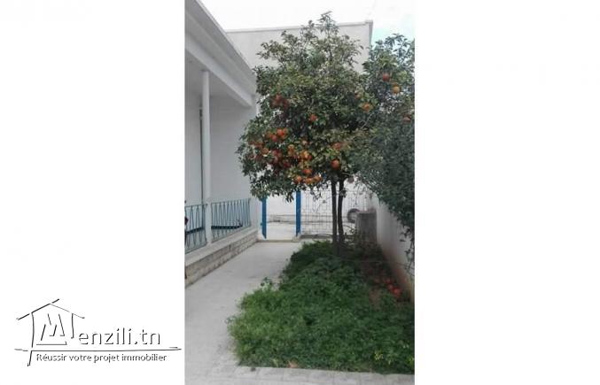 Villa 370m2 à Tunis El Ouardia