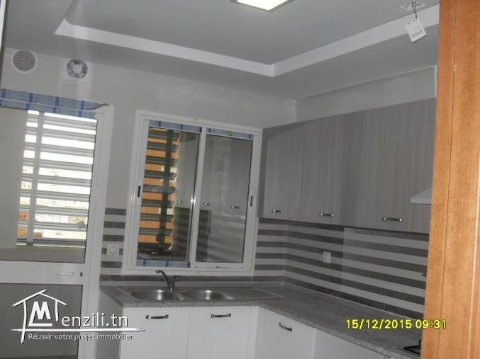 Appartement de 110 m2  S+2 à El Menzah 9C