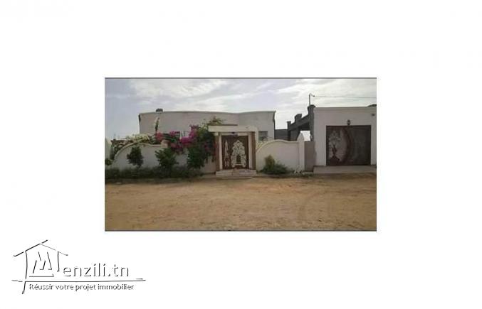 فيلا بها 3 غرف