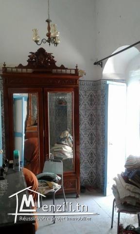 Maison bien située à Moknine