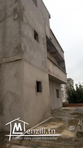 Villa 180 m2 a ariana cite ennozha ( voir photo )