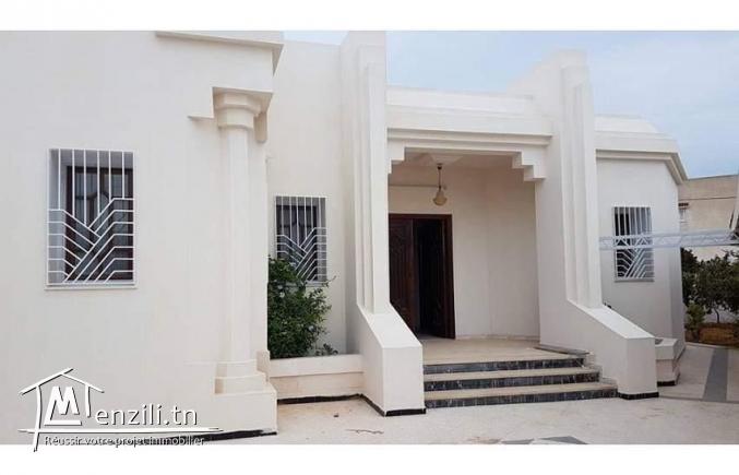 Une superbe villaفيلا في قصاص pour location ou vente