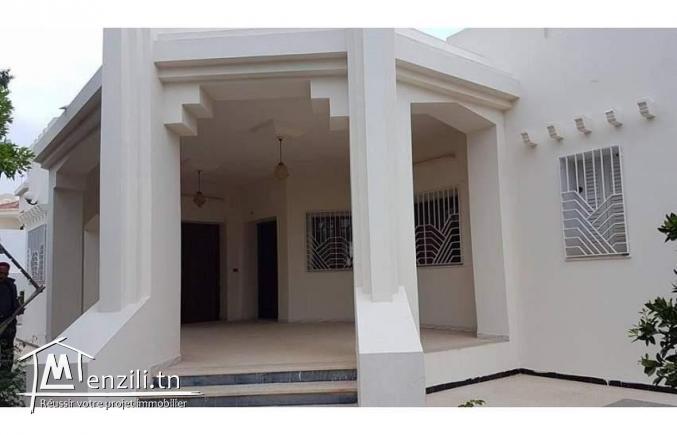 Une superbe villaفيلا في قصاص pour location ou vente