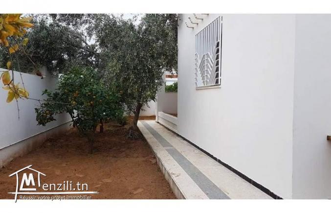 Une superbe villaفيلا في قصاص pour location ou vente