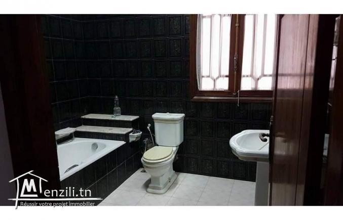 Une superbe villaفيلا في قصاص pour location ou vente