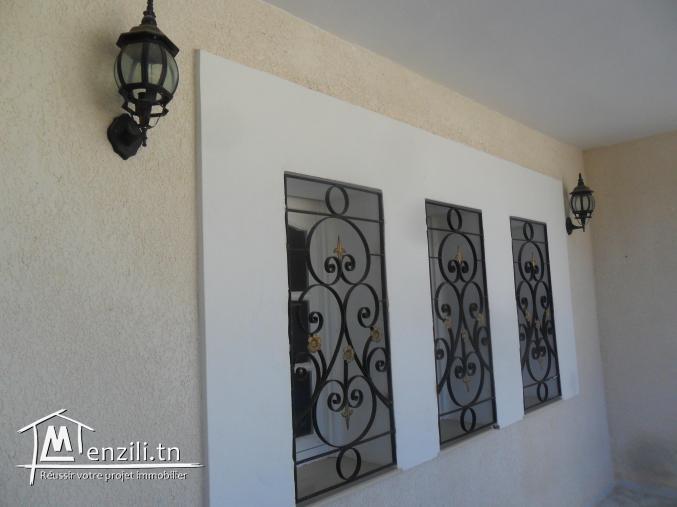 منزل للبيع بمدينةعين دراهم